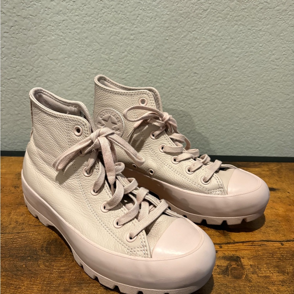 Converse Women's High-Top Sneakers - Light Pink